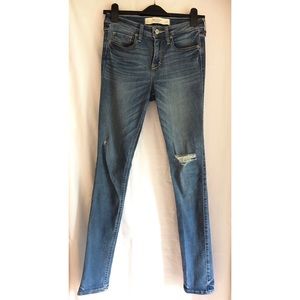 Abercrombie & Fitch Super Skinny Jeans